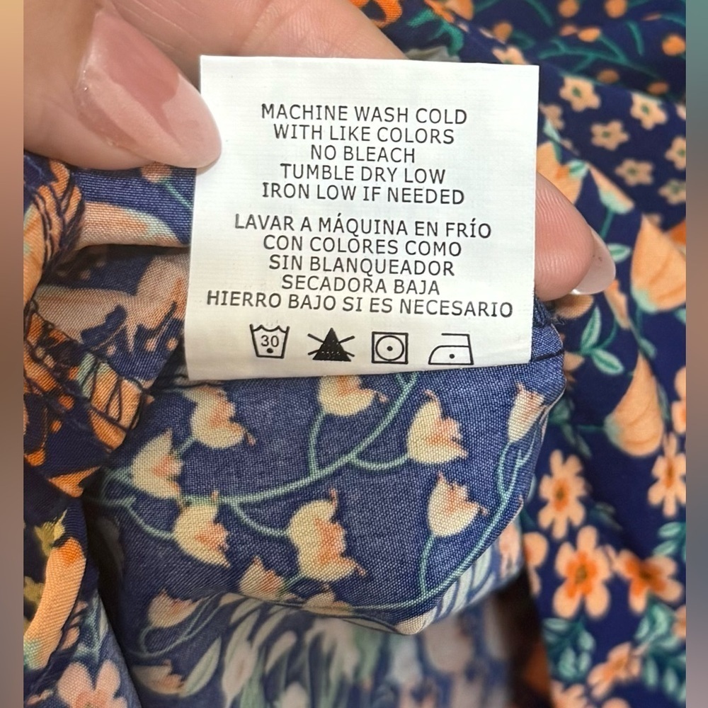 Divine Stretch Navy Blue Floral Print Women's Scrub Top 3 Pocket Large & Small - Picture 5 of 7